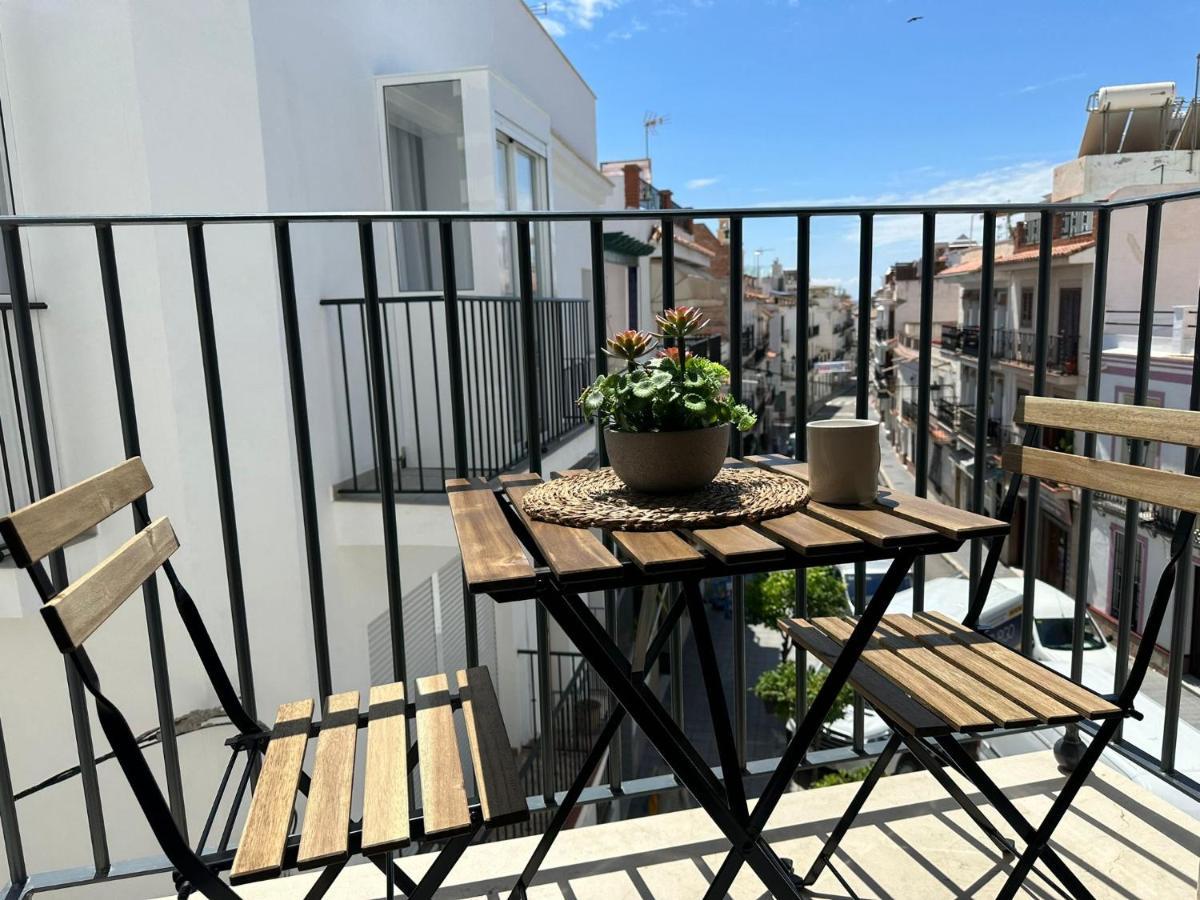 Apartamentos Granada 76 Nerja Esterno foto